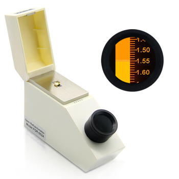 Ädelstensrefraktometer Fable FGR-002A med inbyggd lampa som belysning, mäter brytningsindex (RI) för ädelstenar. Högkvalitativ och 2 ml refraktometerolja i glasflaska ingår. Köp nu!